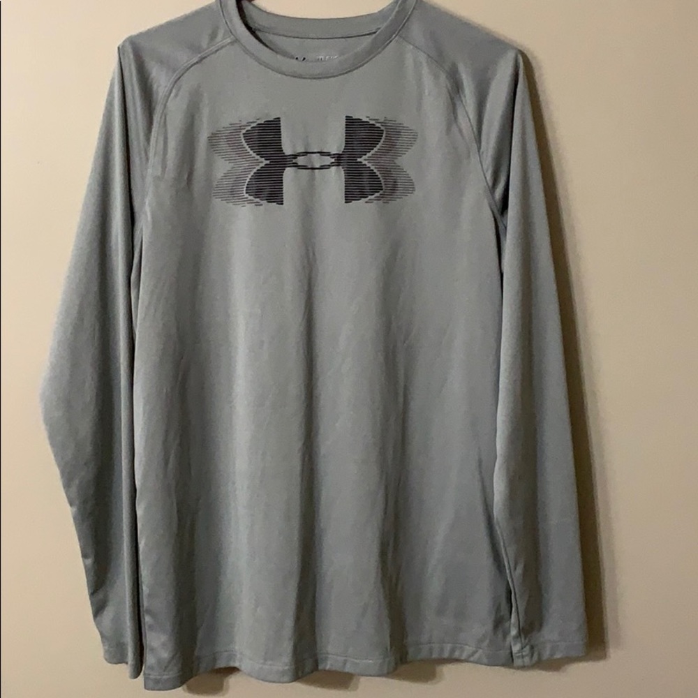 Boys XL under armour shirt